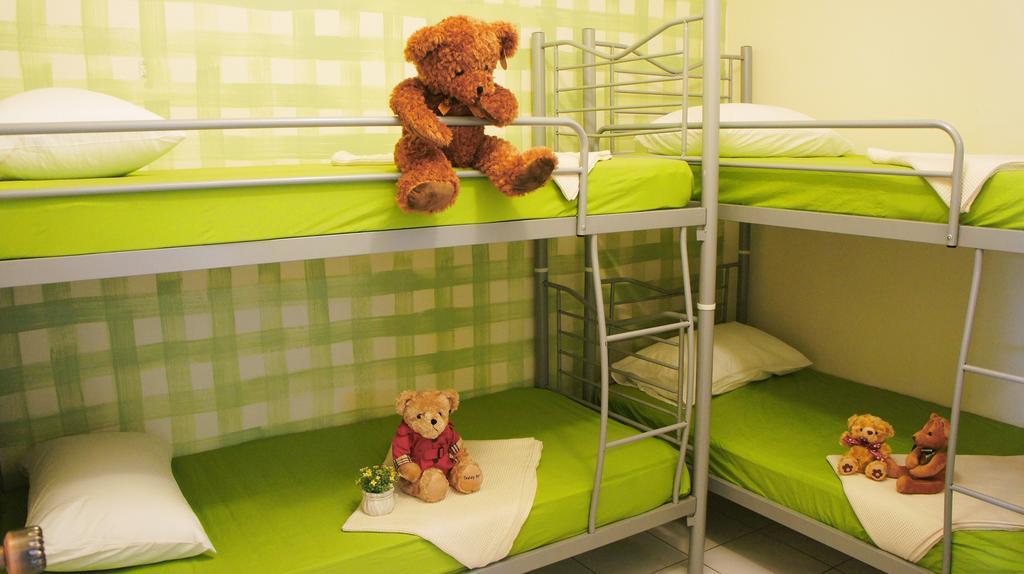 ملقا The Big Bear Home الغرفة الصورة